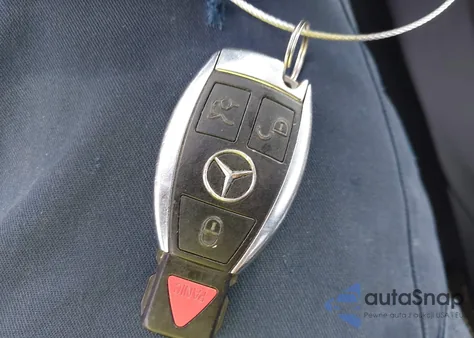 2016 Mercedes-Benz C 300 4Matic/Luxury 4Matic/Sport 4Matic from USA, damaged, VIN 55SWF4KBXGU127315